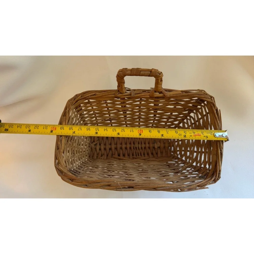 Vintage Handwoven Wicker Wall Basket Hanging Basket Rustic Farmhouse Decor